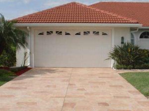 decorative-concrete-driveway